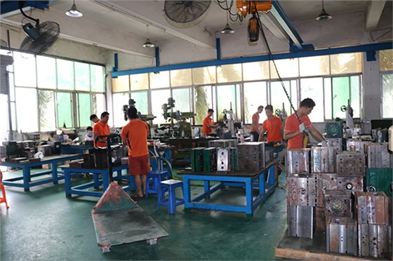 塑膠模具廠博騰納&mdash;&mdash;匠心打造模具