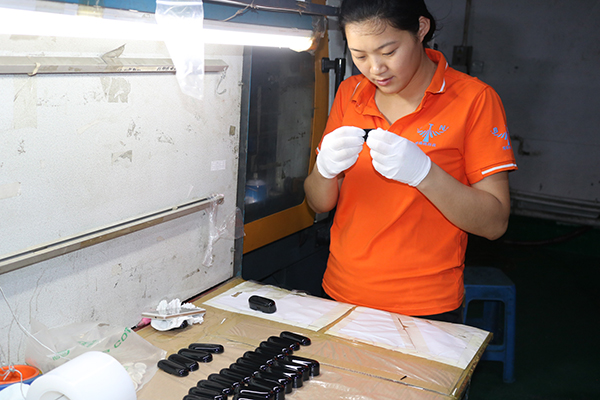 塑膠模具廠&mdash;&mdash;博騰納用心為客戶做好每一套模具