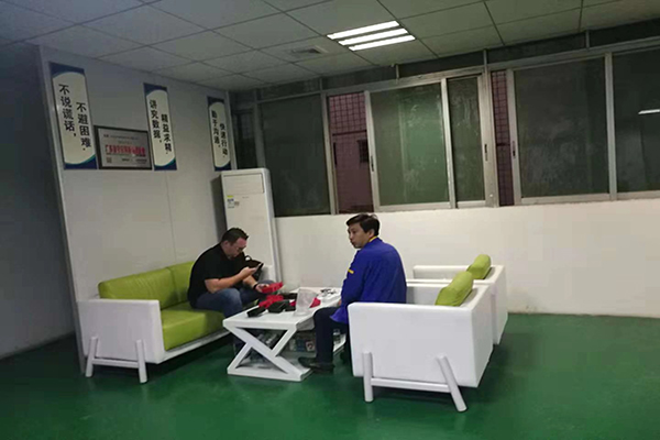 讓人省心注塑模具加工廠——生產高效，配合默契